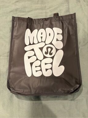 Lululemon Large Reusable Bag (Brown)